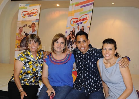 18092016 Adriana Villarreal, Luz Gurza, Isaías Herrera y Linda G.