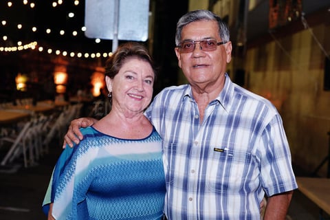 19092016 CONTENTOS.  Luz María y Miguel.