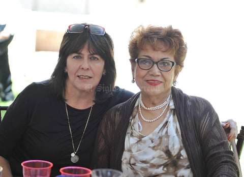 Adriana y Chela