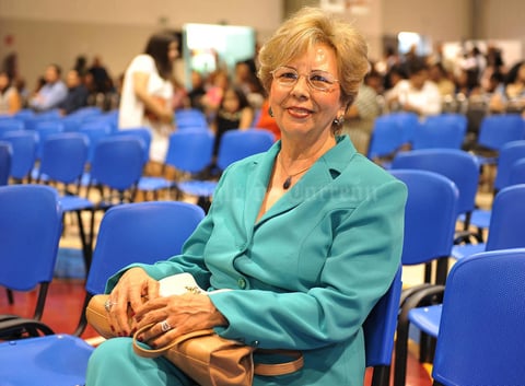 20092016 EN RECIENTE EVENTO.  Aurorita Máynez.