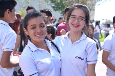 21092016 Chantal y Karime.