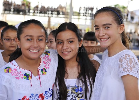 22092016 Victoria, Sofía y Silvia.