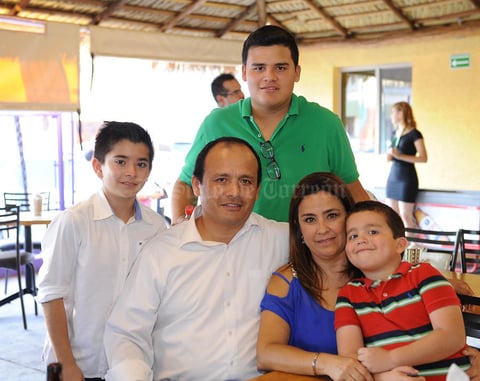 23092016 Lucía, Víctor, Santiago, Luis y Diego.