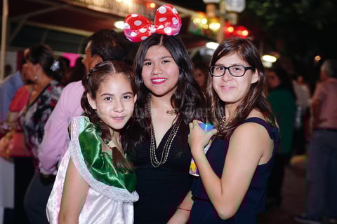25092016 Allison, Marifer y Sofía.