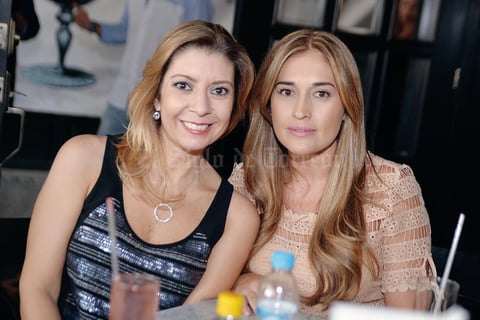 25092016 Katia y Angélica.