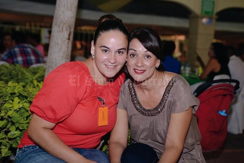 25092016 Claudia y Paloma.