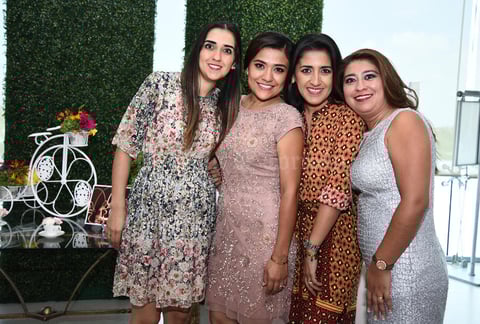 26092016 DESPEDIDA DE SOLTERA.  Danais Garibay Ayup con Daniela, Erika y Silvia.