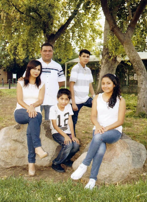 25092016 18 años de casados
