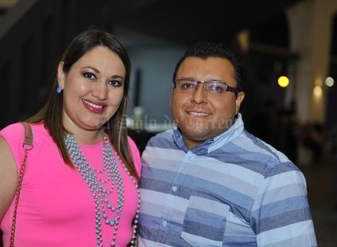 27092016 Perla y Gustavo.