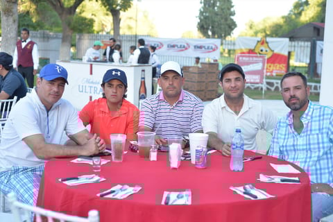 30092016 EN EL CLUB.  Marco, Nacho, Ignacio, Rafael y Luis.