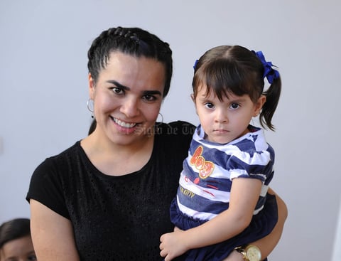 Alejandra y Ana Paula