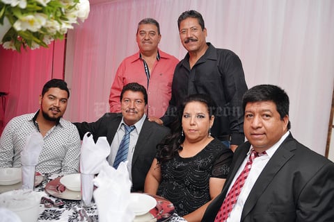 04102016 Antonio, Francisco, Alfredo, Alfredo, Verónica y Homero.