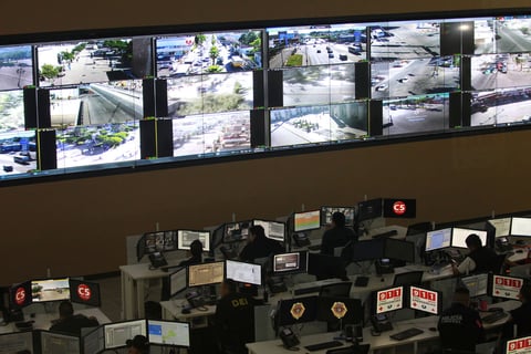 Con la llegada del 911 a México se espera canalizar en un sólo número a todos los servicios de emergencia similar a Estados Unidos y Argentina.