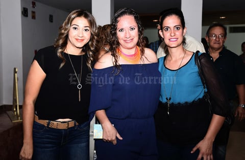 10102016 Sara, Valeria y Bárbara.