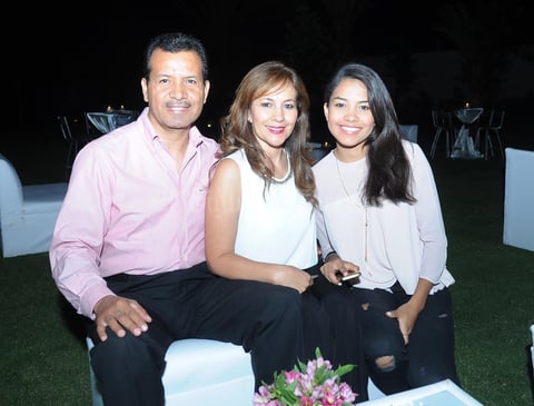 09102016 Sandra y Valeria.