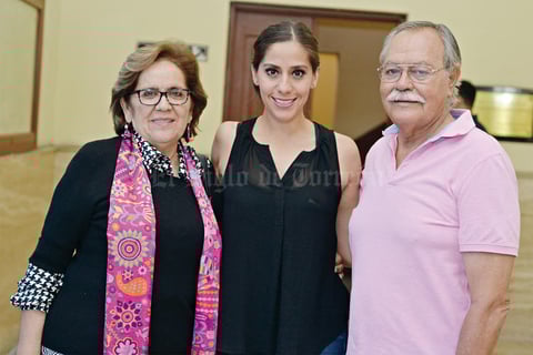 10102016 Ruth, Ana y Pablo.
