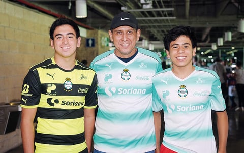 10102016 Diego, Héctor y André.