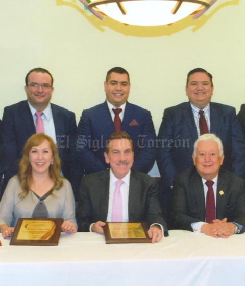 09102016 Lic. Miriam Cárdenas Cantú, Ministro Javier Laynez Potisek, Lic. Jesús Sotomayor Garza, Lic. Alejandro Mendoza y Lic. Ernesto Herrera Reza.