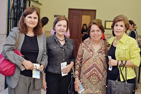 10102016 Georgina, Angélica, Alicia y Martha.