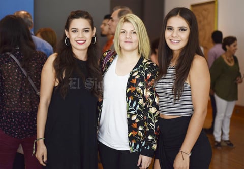 11102016 Valeria, Ale y Sofía.