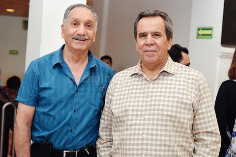 11102016 EN EL TEATRO.  Jorge y Enrique.