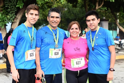 11102016 Familia López González.