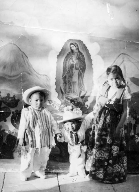 02102016 Hermanos Rodríguez Ibarra: Francisco, Armando y Socorro en 1955.