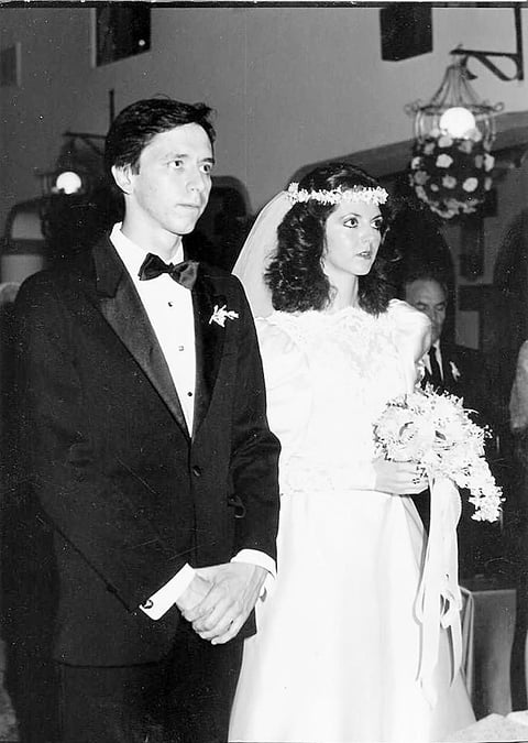 09102016 Boda religiosa del Dr. Mario Alberto Gutiérrez García y Rosa María Navarro Villalobos en septiembre de 1986.