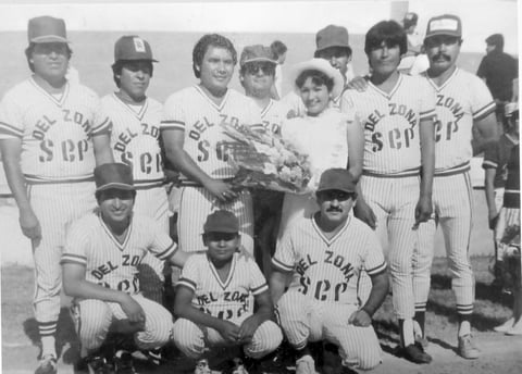 09102016 Equipo de Softball participante en la Liga Magisterial Secc. 35 del S.N.T.E. hace algunos años.