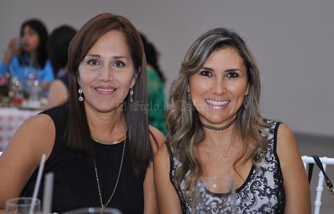 María Elena y Mónica
