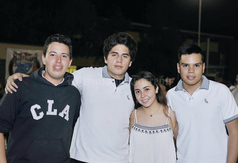 16102016 Fer, Roberto, Ana Sofía y Carlos.