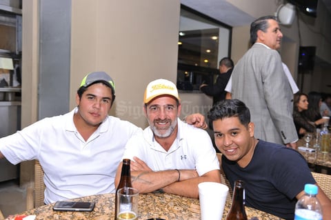 20102016 Alex, Tony y Diego.
