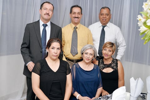 22102016 REUNIóN DE EXALUMNOS.  Ricardo, Esperanza, Francisco, Malena, Jesús y Josefina.