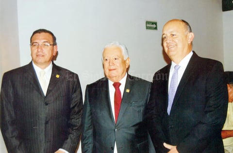 23102016 Juan José Yáñez Arreola, Jesús G. Sotomayor Garza y Alejandro Huereca Santos.