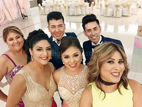 23102016 Rocío Uvalle, Brenda Uvalle, Paola Pacheco, Verónica Uvalle, Juan Carlos Uvalle y Miguel Cisneros.
