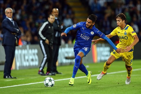 Riyad Mahrez  del Leicester City.