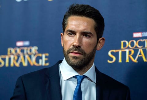 El actor británico Scott Adkins durante la proyección de la película.