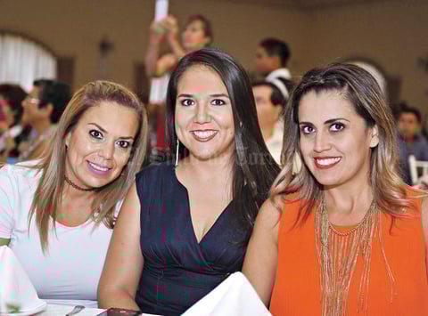 26102016 Gera, Gaby y Zara.