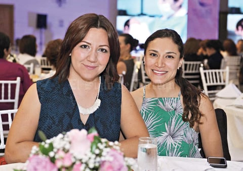 26102016 Rosy Gordillo y Alejandra Sánchez.