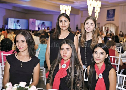 26102016 Jessica, Brenda, Salma, Frida y Natalia.