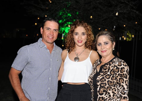 Walo, Karen y Gloria