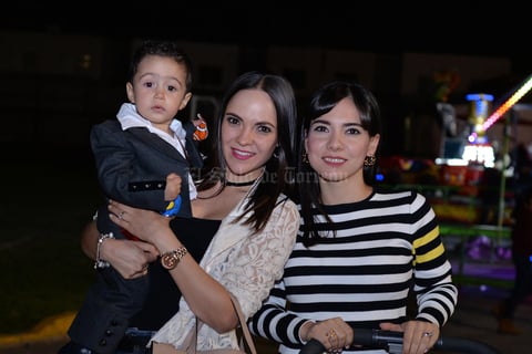 Iker, Maricarmen y Esther