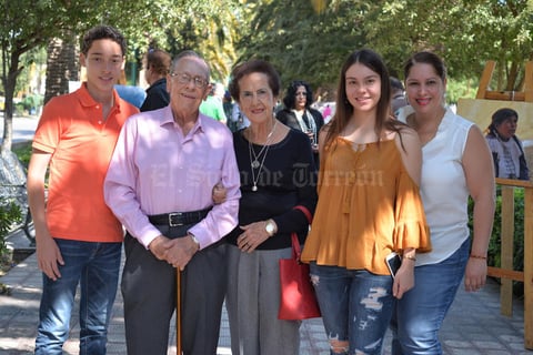 01112016 María Fernanda, Ximena y Bárbara.