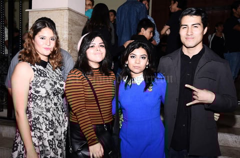 04112016 Alondra, Paola, Alejandra y Guillermo.