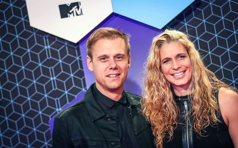 Armin van Buuren y Erika van Thiel.