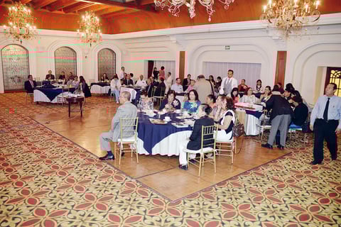 06112016 Asistentes al evento.