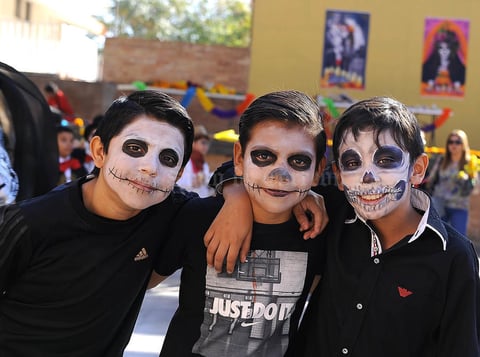 07112016 Christopher, Juan Pablo y Diego Efraín.