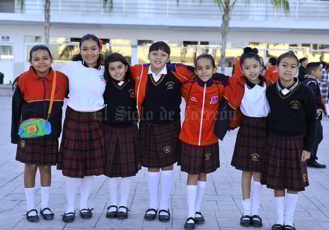08112016 Ana, Oviedo, Navi, Luz, Sofía, Pamela y Natalia.