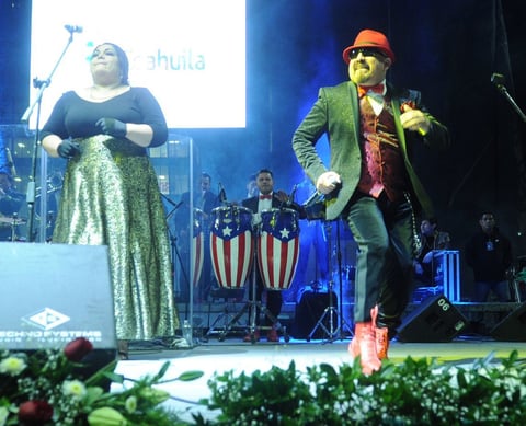 Los músicos entregaron sus creaciones al lado de otros artistas de renombre local.