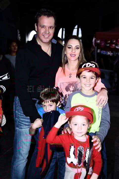 11112016 Jorge, Sofía, Marisofi, Jorgito y Santiago.